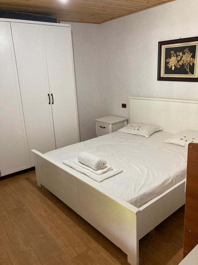 Bujtina Arturi Hotel Valbone Buitenkant foto