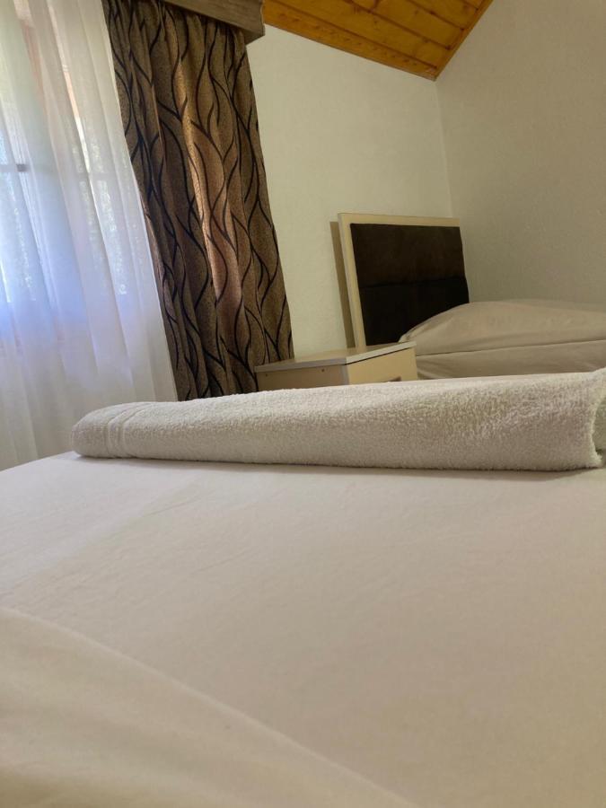 Bujtina Arturi Hotel Valbone Buitenkant foto