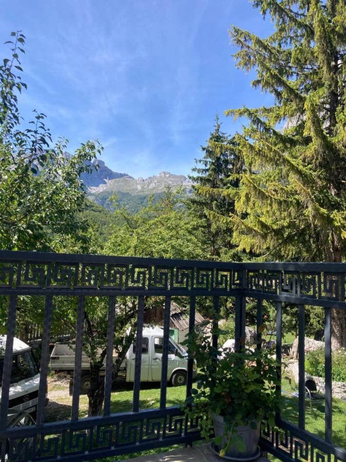 Bujtina Arturi Hotel Valbone Buitenkant foto