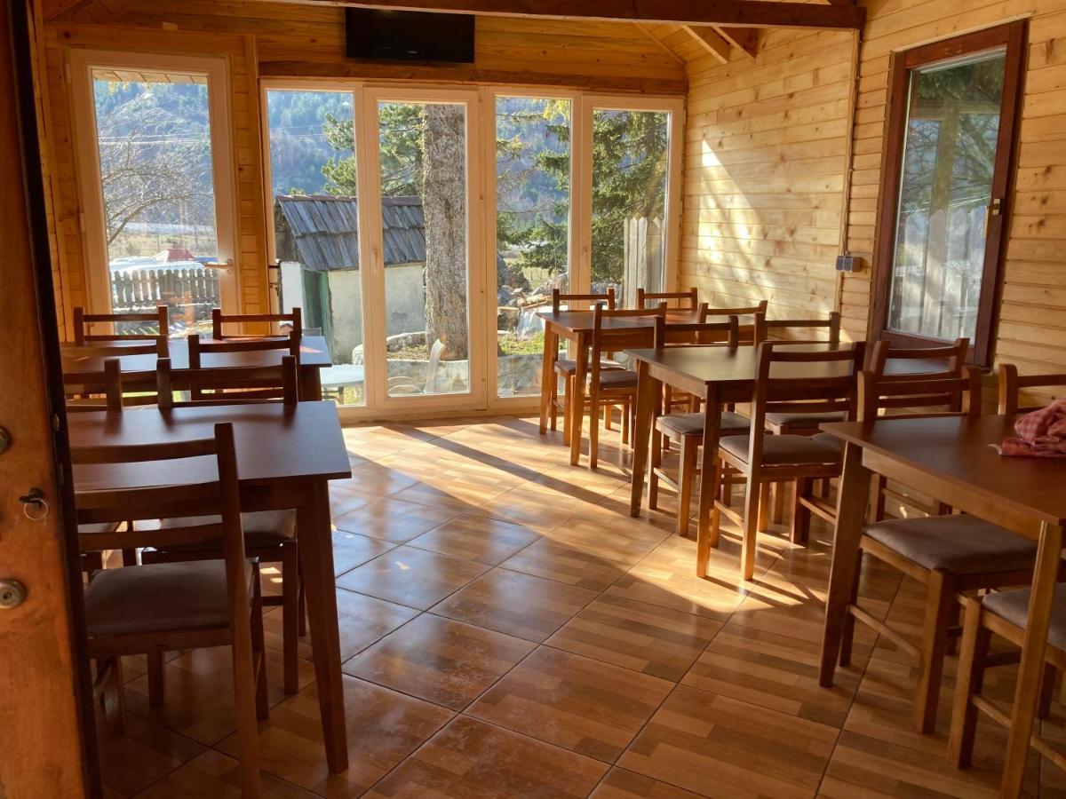 Bujtina Arturi Hotel Valbone Buitenkant foto
