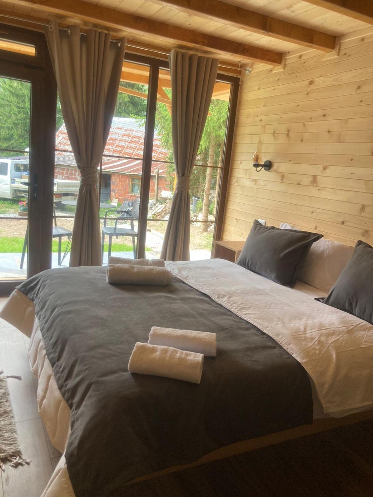 Bujtina Arturi Hotel Valbone Buitenkant foto